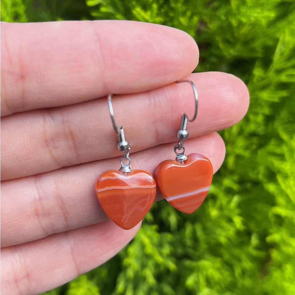 Dainty Stainless steel carnelian heart‎ drop earrings